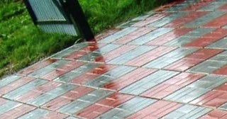 Профессиональная укладка цементной тротуарной плитки в Нижнем Тагиле в октябре