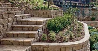 Установка подпорных стенок из блоков в Нижнем Тагиле от 3643 руб. - ТротуарнаяПлитка